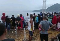 Suasana pencarian korban di seputaran pantai Kota Raja Ende/Foto:Fb