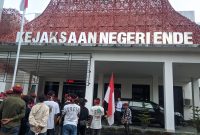 Aksi Demo PMKRI di Kejaksaan Negeri Ende/Foto: FD