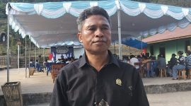 Anggota DPRD kabupaten Sikka sekaligus ketua komite SMP St Antonius Boganatar; Agustinus Adeodatus/Foto: Irma