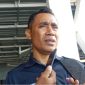 Ketua DPD Partai NasDem Ende, Flavianus Waro memeberi keterangan kepada awak media/ Foto: Fidel