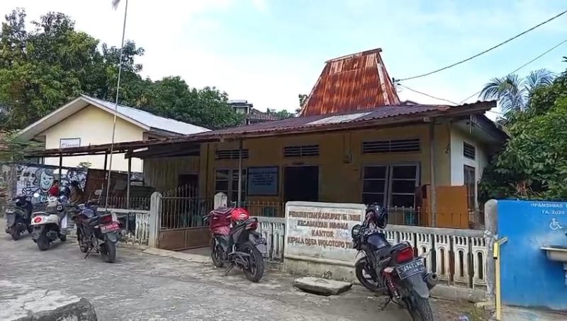 Kantor Desa Wolotopo Timur/Foto:FD