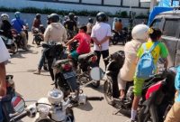 Antrean BBM di SPBU Wirajaya Ende.Senin (11/08/2025)/Foto :Tim