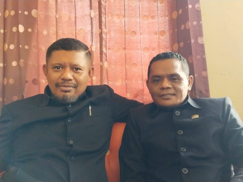 Ketua Fraksi PSI DPRD Ende, Sukri Abdullah dan Sekretaris Fraksi PSI DPRD Ende, Ansel Kaise /foto: Fidel